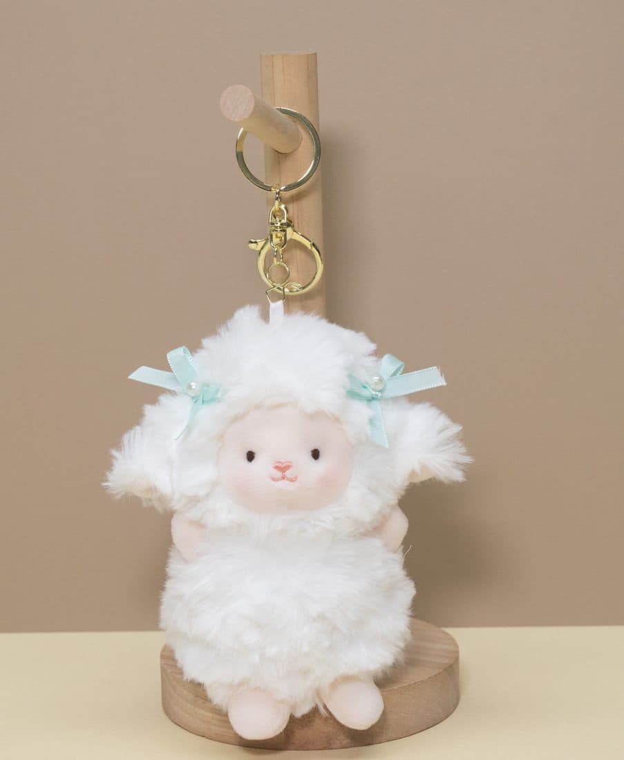 绒绒小羊挂件 — LovelyJoy custom plush toy
