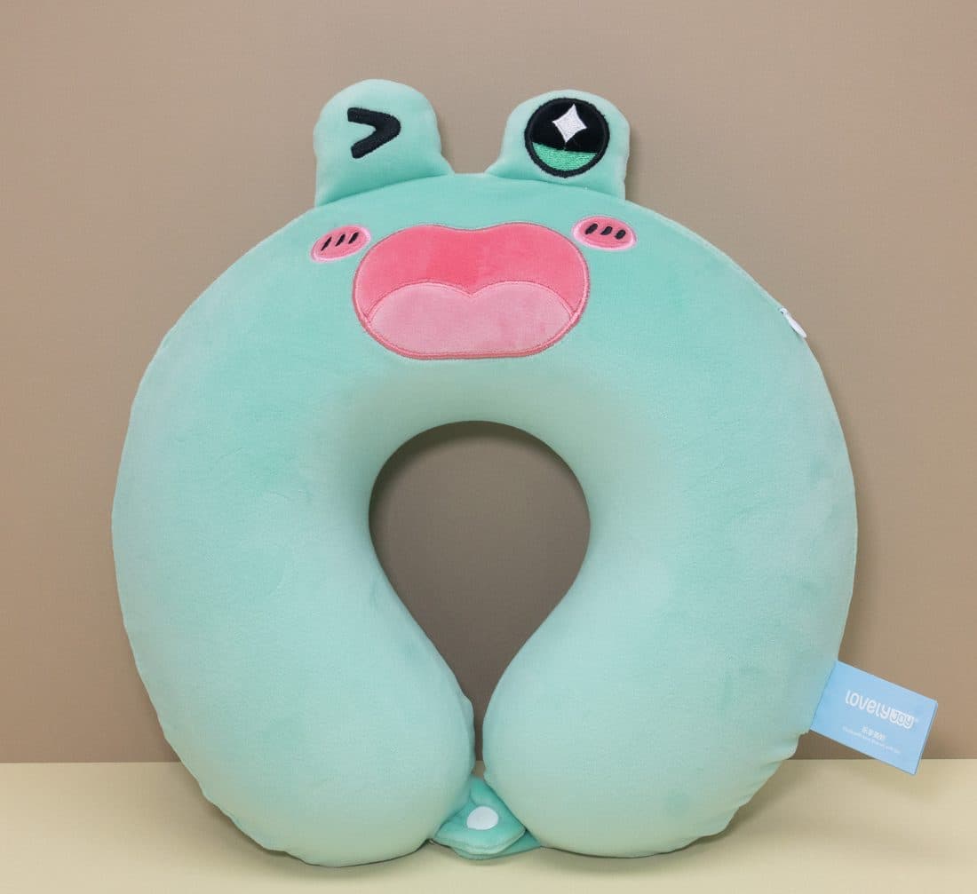 青蛙U形枕 — LovelyJoy custom plush toy