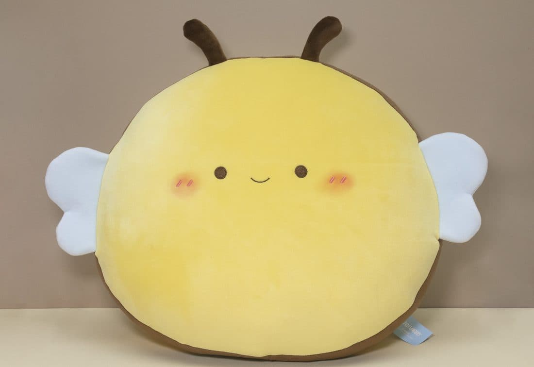 蜜蜂圆形坐垫 — LovelyJoy custom plush toy
